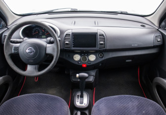 Подержанный автомобиль Nissan Micra Hatchback 2004 года (13 фото)