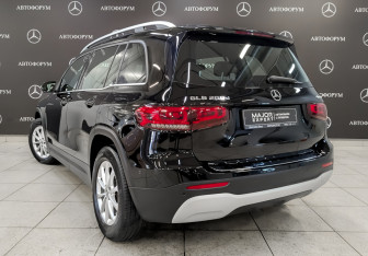 Подержанный автомобиль Mercedes-Benz GLB 2020 года (7 фото)