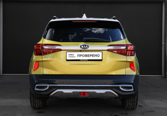 Подержанный автомобиль Kia Seltos 2020 года (5 фото)