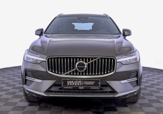 Подержанный автомобиль Volvo XC60 2023 года (2 фото)