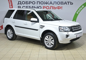 Подержанный автомобиль Land Rover Freelander 2012 года (3 фото)