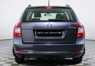 Подержанный автомобиль Skoda Octavia Wagon 2012 года (4 фото)