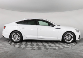 Подержанный автомобиль Audi A5 Liftback 2019 года (4 фото)