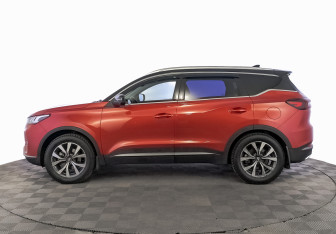 Подержанный автомобиль Chery Tiggo 7 Pro 2022 года (8 фото)
