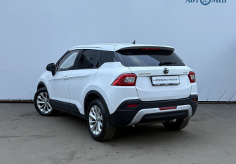 Подержанный автомобиль Brilliance V3 2019 года (7 фото)