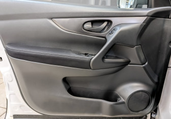 Подержанный автомобиль Nissan Qashqai 2015 года (19 фото)
