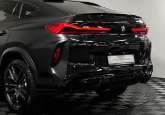 Подержанный автомобиль BMW X6 M 2024 года (26 фото)
