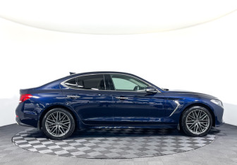 Подержанный автомобиль Genesis G70 2020 года (4 фото)