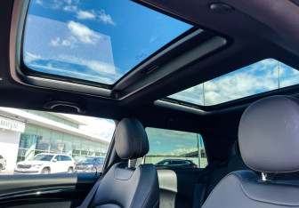 Подержанный автомобиль MINI Hatch 2020 года (18 фото)