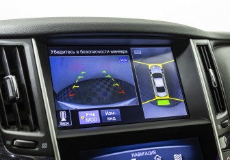 Подержанный автомобиль Infiniti Q60 Coupe 2017 года (14 фото)