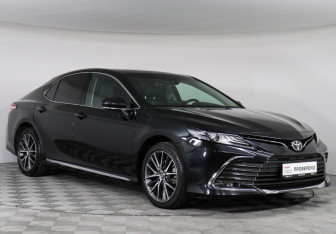 Подержанный автомобиль Toyota Camry Sedan 2024 года (3 фото)