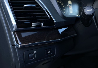 Подержанный автомобиль Volvo XC90 2017 года (24 фото)