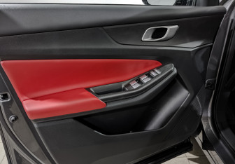 Подержанный автомобиль Changan CS55PLUS 2023 года (19 фото)