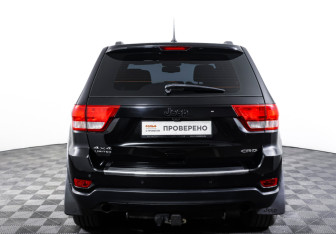 Подержанный автомобиль Jeep Grand Cherokee 2012 года (6 фото)