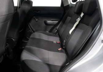 Подержанный автомобиль Suzuki Vitara 2015 года (9 фото)