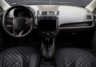 Подержанный автомобиль Ravon R4 2018 года (11 фото)