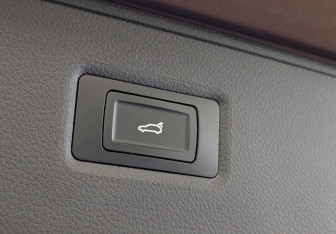 Подержанный автомобиль Voyah Free 2025 года (26 фото)