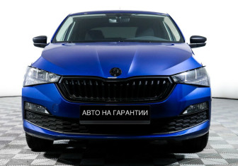 Подержанный автомобиль Skoda Rapid Liftback 2021 года (2 фото)