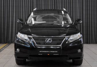 Подержанный автомобиль Lexus RX 2010 года (2 фото)