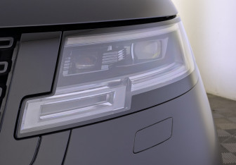 Подержанный автомобиль Land Rover Range Rover 2024 года (11 фото)