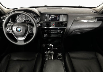 Подержанный автомобиль BMW X3 2014 года (11 фото)