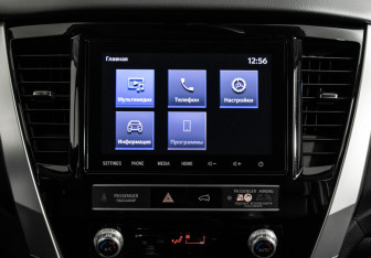 Подержанный автомобиль Mitsubishi Pajero Sport 2021 года (14 фото)