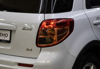 Подержанный автомобиль Suzuki SX4 Hatchback 2014 года (21 фото)