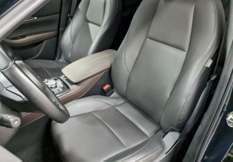 Подержанный автомобиль Mazda CX-30 2024 года (14 фото)
