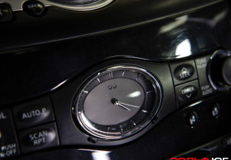 Подержанный автомобиль Infiniti FX 2009 года (20 фото)