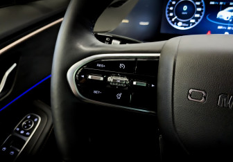 Подержанный автомобиль Omoda C5 2023 года (27 фото)