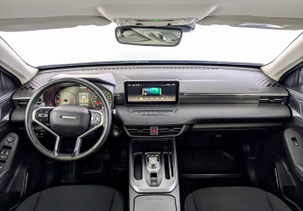 Подержанный автомобиль Haval Jolion 2021 года (14 фото)