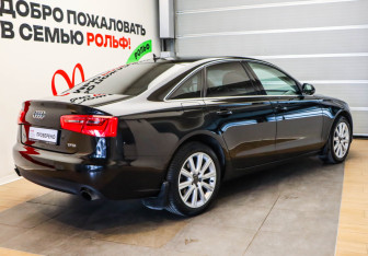 Подержанный автомобиль Audi A6 Sedan 2012 года (4 фото)