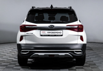 Подержанный автомобиль Kia Seltos 2021 года (6 фото)