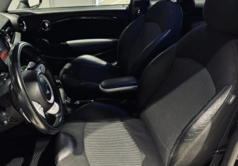 Подержанный автомобиль MINI Clubman Hatchback 2008 года (6 фото)