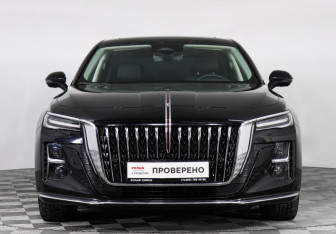 Подержанный автомобиль Hongqi H5 2024 года (2 фото)