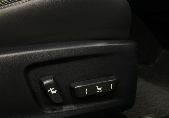 Подержанный автомобиль Lexus IS Sedan 2013 года (22 фото)