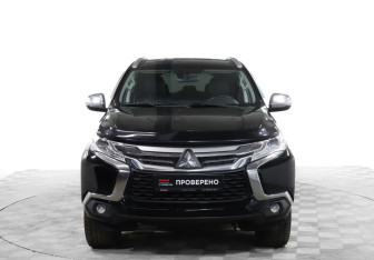 Подержанный автомобиль Mitsubishi Pajero Sport 2019 года (2 фото)