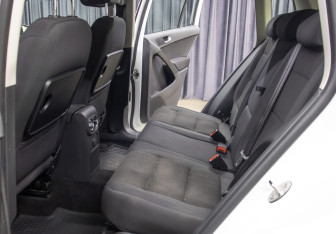 Подержанный автомобиль Volkswagen Tiguan 2016 года (12 фото)