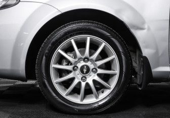 Подержанный автомобиль Chevrolet Lacetti Hatchback 2010 года (23 фото)