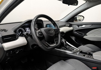 Подержанный автомобиль Kaiyi E5 2024 года (15 фото)