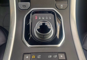 Подержанный автомобиль Land Rover Range Rover Evoque 2016 года (17 фото)