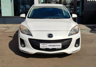 Подержанный автомобиль Mazda 3 Sedan 2011 года (2 фото)