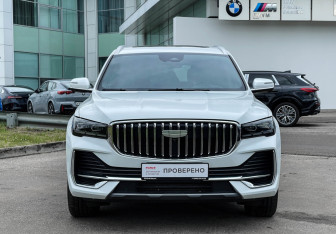 Подержанный автомобиль Geely Monjaro 2025 года (2 фото)
