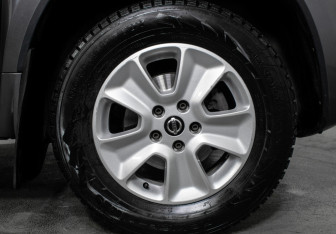 Подержанный автомобиль Nissan Terrano 2018 года (14 фото)