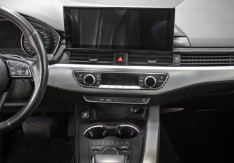 Подержанный автомобиль Audi A4 Sedan 2015 года (16 фото)