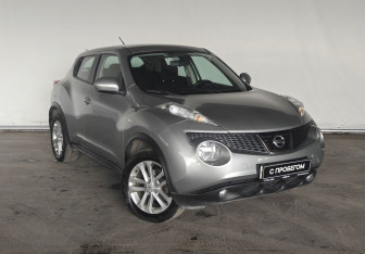 Подержанный автомобиль Nissan Juke 2014 года (3 фото)