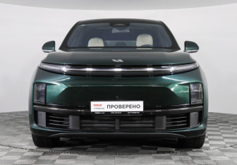 Подержанный автомобиль LiXiang L7 2023 года (2 фото)