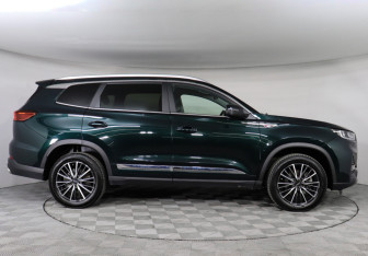 Подержанный автомобиль Chery Tiggo 8 Pro Max 2023 года (4 фото)