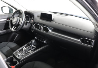 Подержанный автомобиль Mazda CX-5 2019 года (10 фото)