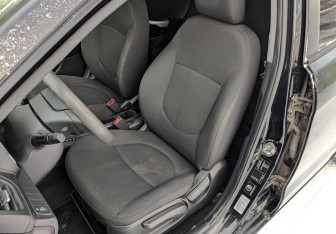 Подержанный автомобиль Kia Rio Hatchback 2012 года (18 фото)